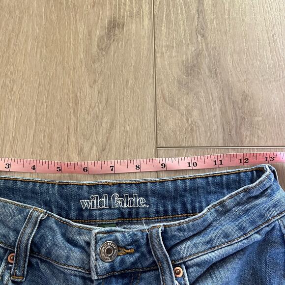 Wild Fable Women’s High Rise Distressed Mom Jean Size 00 - Picture 7 of 9